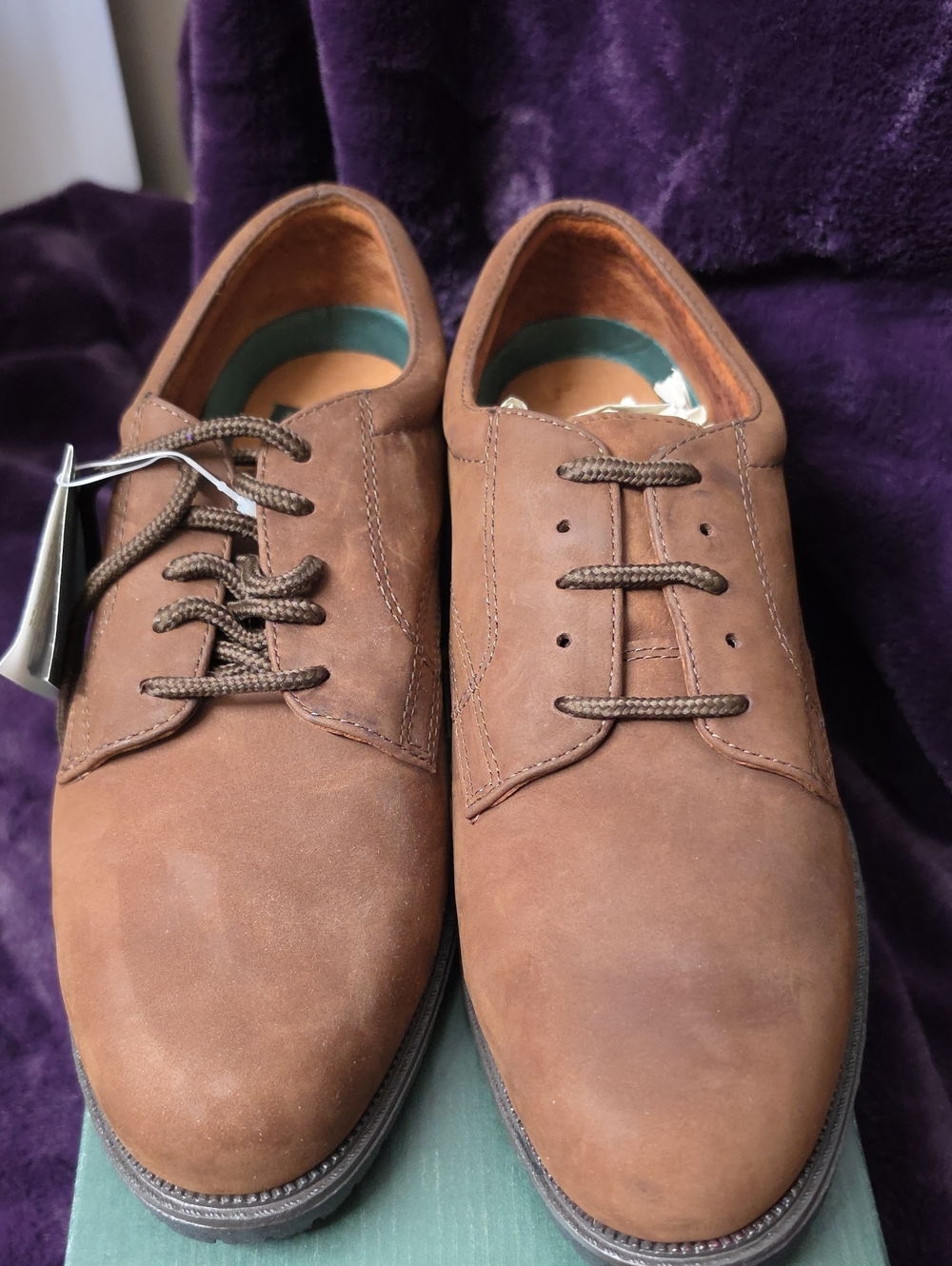 Nunn Bush Tan 10 Nubuck Derby Shoes